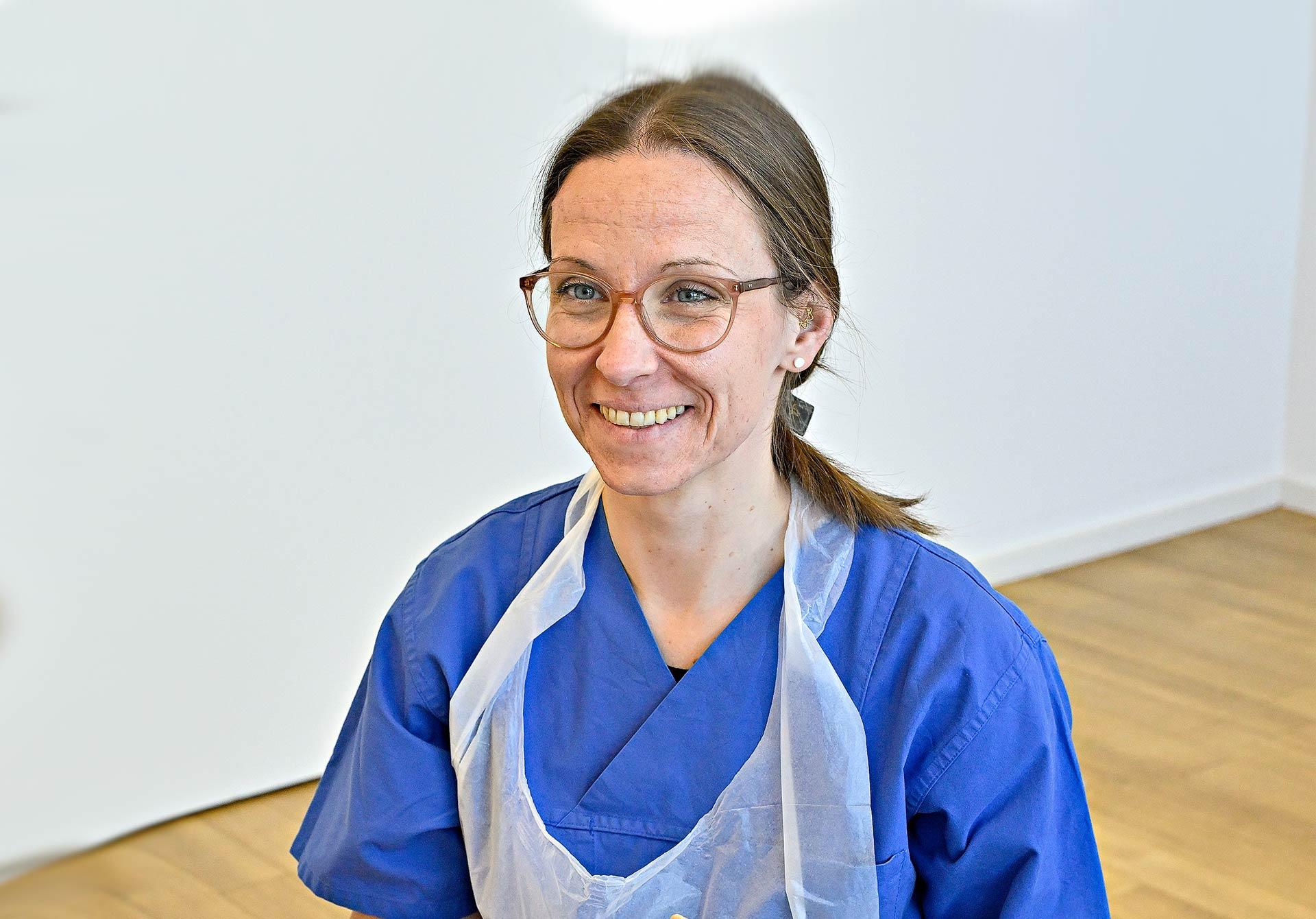 M. Hempel : Gesundheits- und Krankenpflegerin 